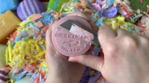 Наслаждаемся ASMR и сетом из яркого мыла