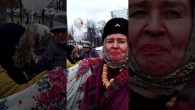 пушкинская площадь. 8 марта. женщины мира. смотреть онлайн