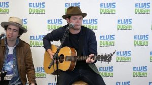 Niall Horan - "Slow Hands" Acoustic | Elvis Duran Live