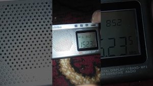 Kchibo kk-mp903 vs Philips ae3650 on SW. band