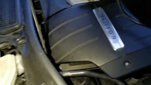 How to fix Bentley Continental Starting issue  How to Jumpstart a Bentley When The Boot is locked