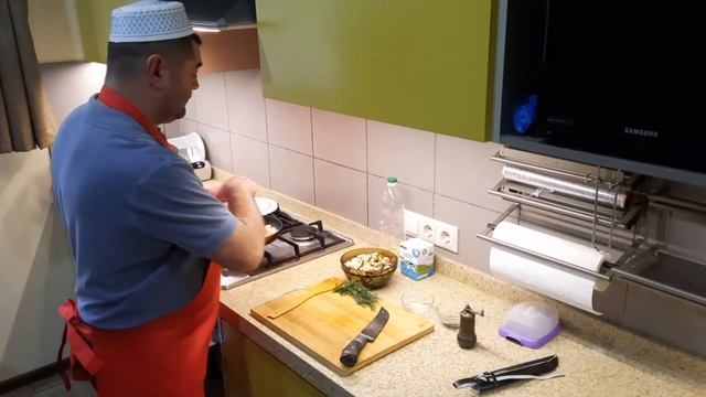 МИДИИ В СЛИВОЧНОМ СОУСЕ. ШамильЕ смотреть онлайн