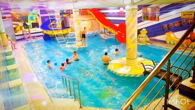 БЕСПЛАТНО ПРОВЕЛ БАССЕЙН ДЕТЯМ смотреть онлайн