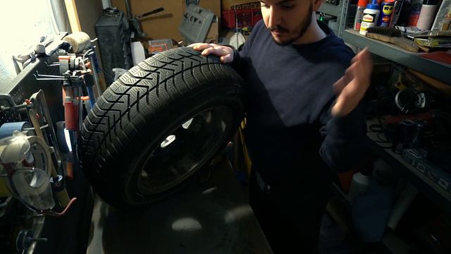 Polishing Aluminum Wheels | Alufelgen Polieren | Mercedes Benz 190E W201 | 8-Loch Felgen смотреть онлайн