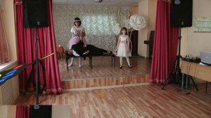 Спектакль "Дюймовочка"