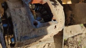 фрезу заклинило. смазка есть..а она как клей.. МТЗ 152 фрезер. ФР-00700Б