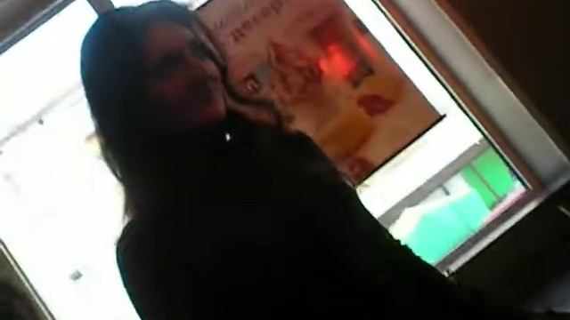 марь танцует в макдаке.AVI смотреть онлайн