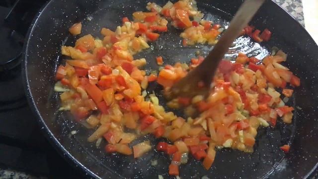 Испанская паэлья с морепродуктами смотреть онлайн