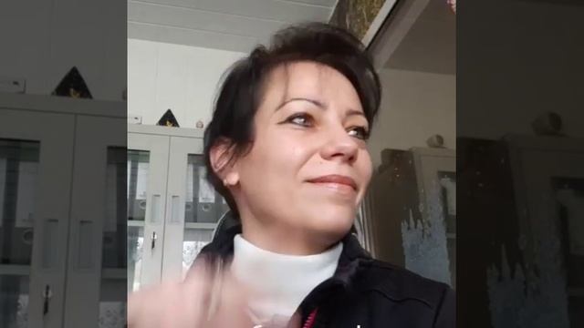 #телефон искала 40 мин с фонариком, и где он был? #юмор #приколы смотреть онлайн