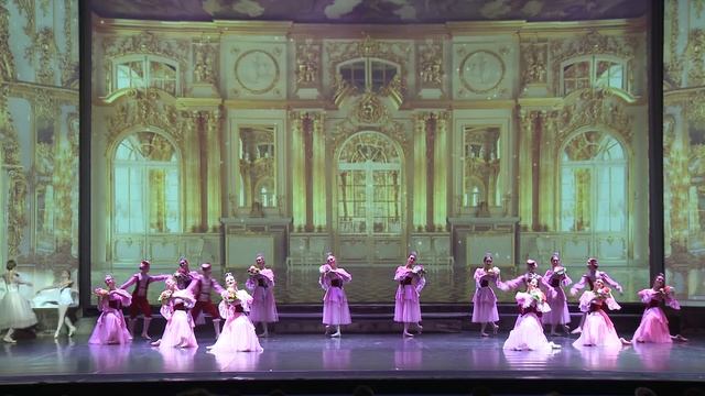 "Бал Сказок". Вальс из балета «Спящая красавица» смотреть онлайн