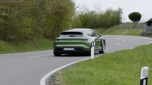 2022 Porsche Taycan Turbo S Cross Turismo | Sound, Driving Sense (Mamba Green Metallic) смотреть онлайн