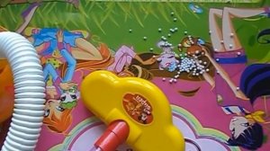 Детский игрушечный пылесос Disney.