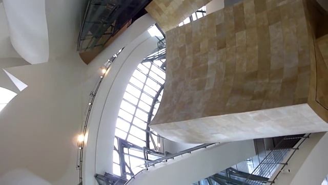 Guggenheim Museum in Bilbao - Interior смотреть онлайн