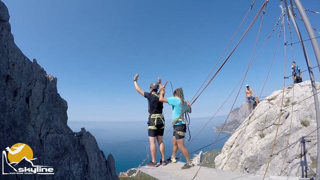 Ilias-kay Rope jumping with Skyline x-team in Crimea смотреть онлайн