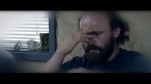 1000-летний ледник внезапно начал испускать кровь, ученые пришли в ужас от того что внутри