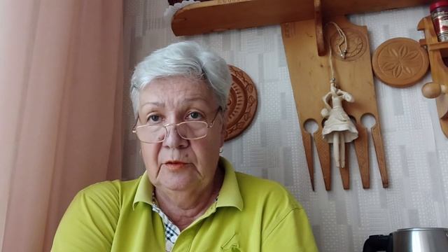 913. Вред и польза. Пчелы, Шмели, Осы, Шершни, Слепни и Оводы.