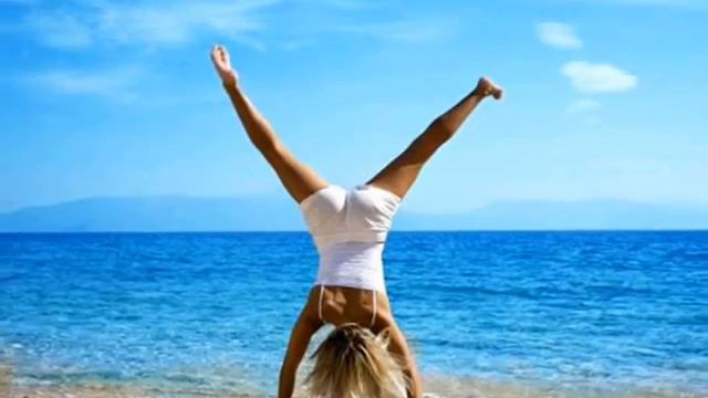 AMAZING IMAGES ON THE SUMMER смотреть онлайн