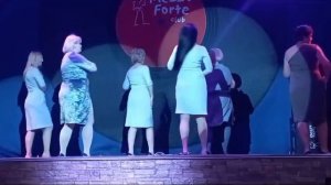 Кизомба леди соло. Удивительно нежный и элегантный танец. Школа "Танцуем вместе" #танцы #кизомба