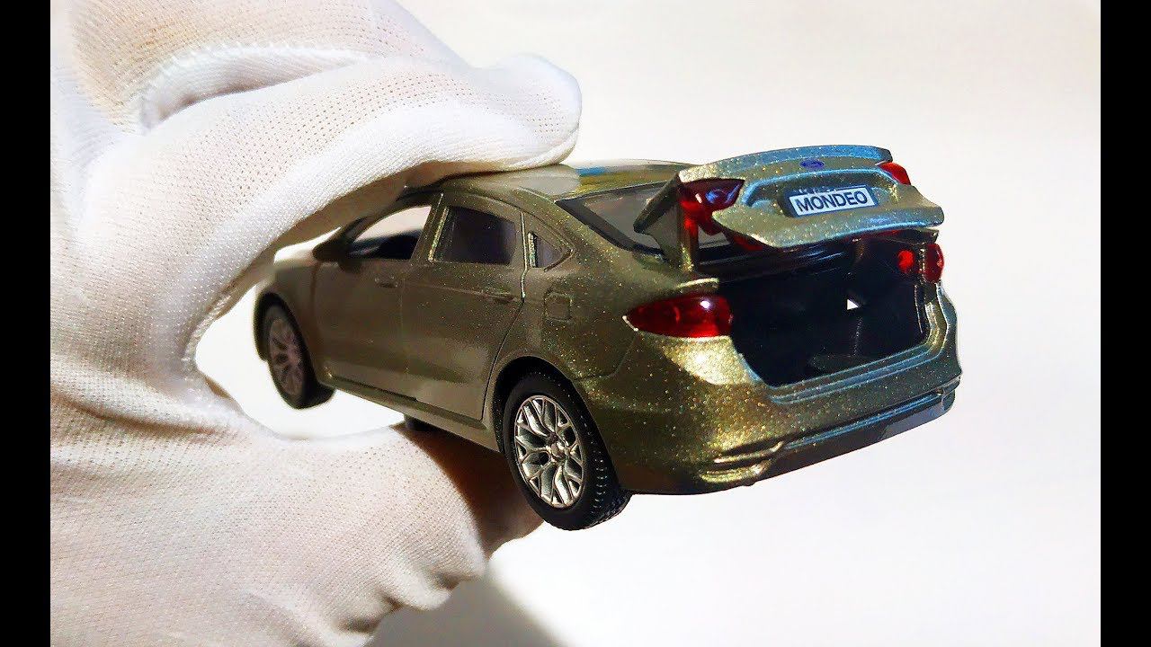 Открываю модельку машинку Ford Mondeo технопарк Распаковка и обзор. Про машинки.