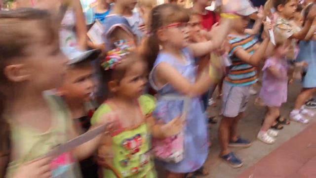 Праздник мыльных пузырей от "Весёлой мельницы". Дубна, 2018. смотреть онлайн