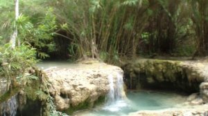 Умиротворяющие водопады Куанг Си в Лаосе. Kuang Si Waterfalls, Laos