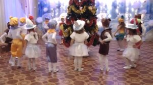 Танец вокруг ёлки (ст.лог.гр.)