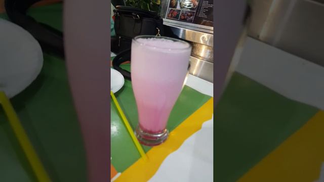 Rosemilk Lovers #rose#rosé#roses #roseday#rosemary#roses#food#foodie#foodlover смотреть онлайн