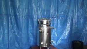 Розлив пива в ПЭТ бутылки.