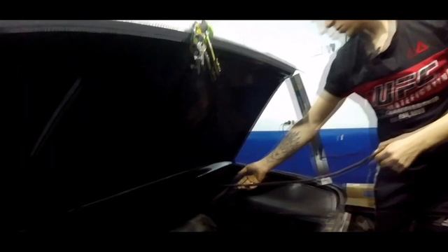 УСТАНОВКА БЮДЖЕТНОГО САБВУФЕРА В ВАЗ 2106
