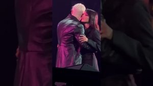 #SHAMAN вскружил голову поклоннице, девушка потеряла сознание на сцене | Техника дыхания при стресс