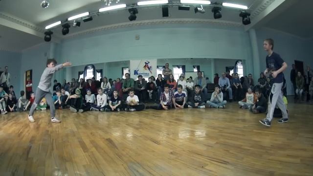 Апрелевка Сейшн - 2015 (Финал 1х1 новички от 10, Тигруля против Сплинтера) смотреть онлайн