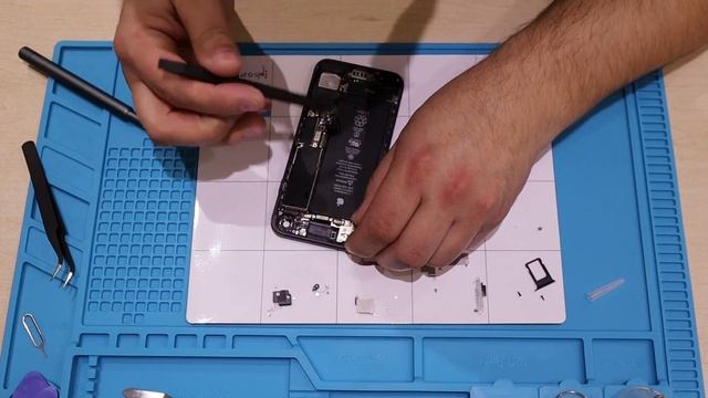 Пробую восстановить Iphone 7 и хорошо сэкономить! смотреть онлайн