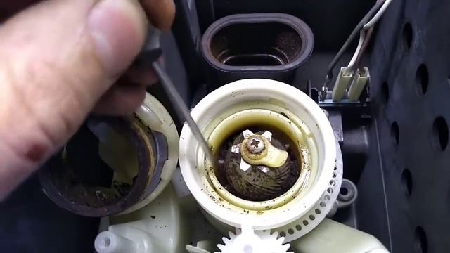 DeLonghi Mdgnifica coffee grinder cleaning смотреть онлайн