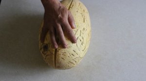 Дыня Желтая торпеда в разрезе.