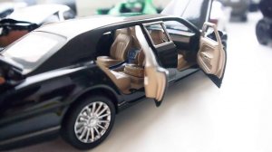 Коллекция больших машинок - 36 штук, открываются багажник, капот, двери, масштаб 1/24