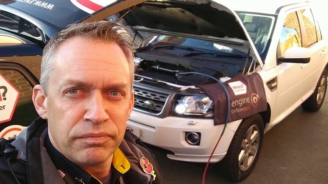 Engine Carbon Clean on a Land Rover Freelander 2 (2012 - 76,428) смотреть онлайн