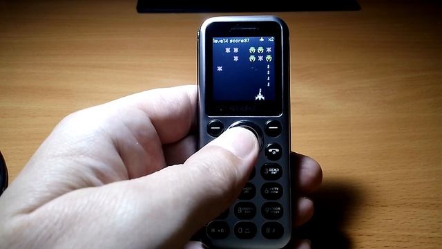 Игры на мобильном телефоне STRIKE F11 смотреть онлайн