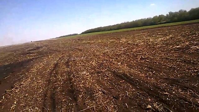 Выпаливаем стерню весной МТЗ и используем бороны, делаем чистое поле смотреть онлайн