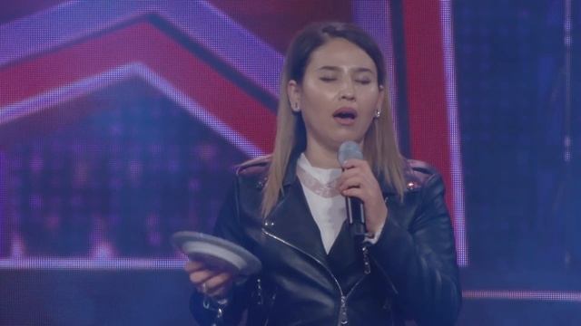 Артист лойихасида фонограммаси учиб колган киз Озода Нурсаидовани ЛОЛ колдирди ! смотреть онлайн