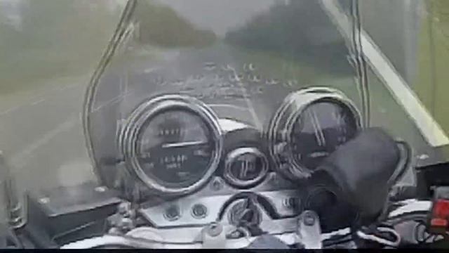 Комфортный крейсер на Suzuki GSX1200 Inazuma смотреть онлайн