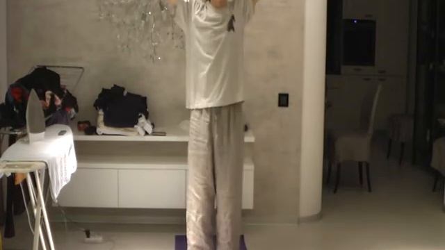 Вертикальные движения танца Шивы и укрепление спины. 2015 смотреть онлайн