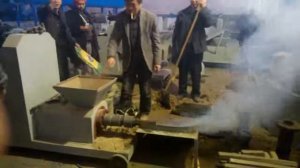 Машина для производства угольных брикетов