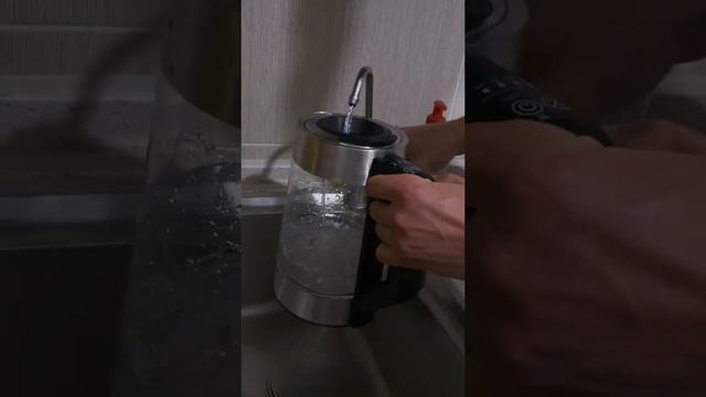 Обзор чайника Polaris PWK 1711CGLD из Sulpak смотреть онлайн