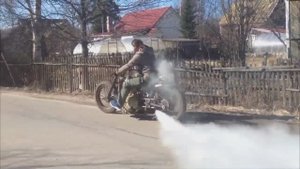 Паровой мотоцикл. Репортаж для телевидения