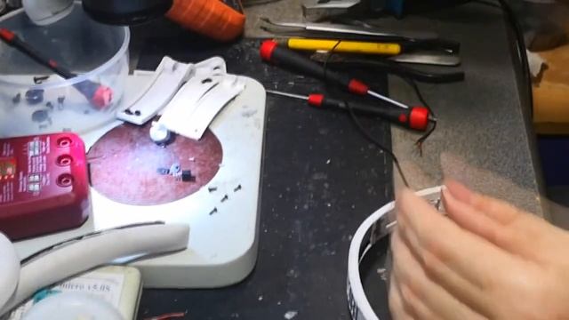 Ремонт наушников JBL E40-BT