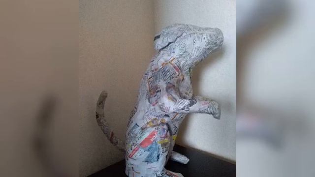 Собака из папье-маше смотреть онлайн