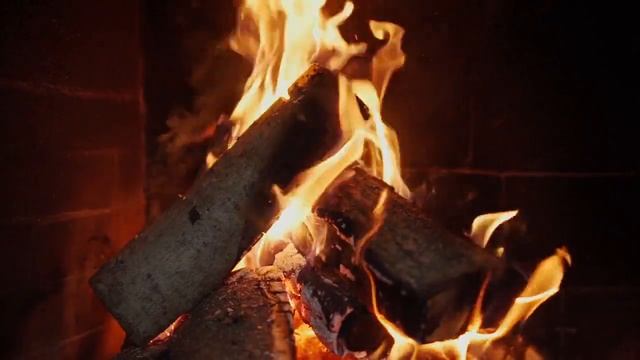 Успокаивающая мелодия для сна, Когда слышишь как в камине горят дрова смотреть онлайн