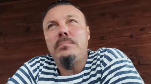 Сергей Симонов закрыл дачный сезон. Хейтер Черногорского звонит Дону Симону