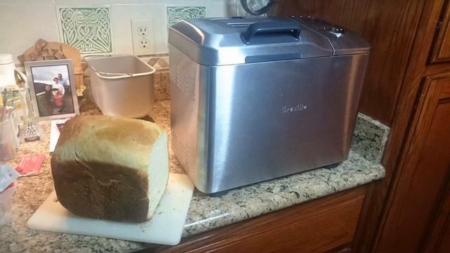 Breville BBM800XL Custom Loaf Bread Maker Review 2020 - Is It Any Good? смотреть онлайн