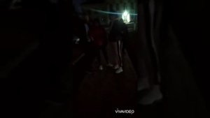 Пяные тётки Меджибожа терорезируют детей и пугают электрошокером